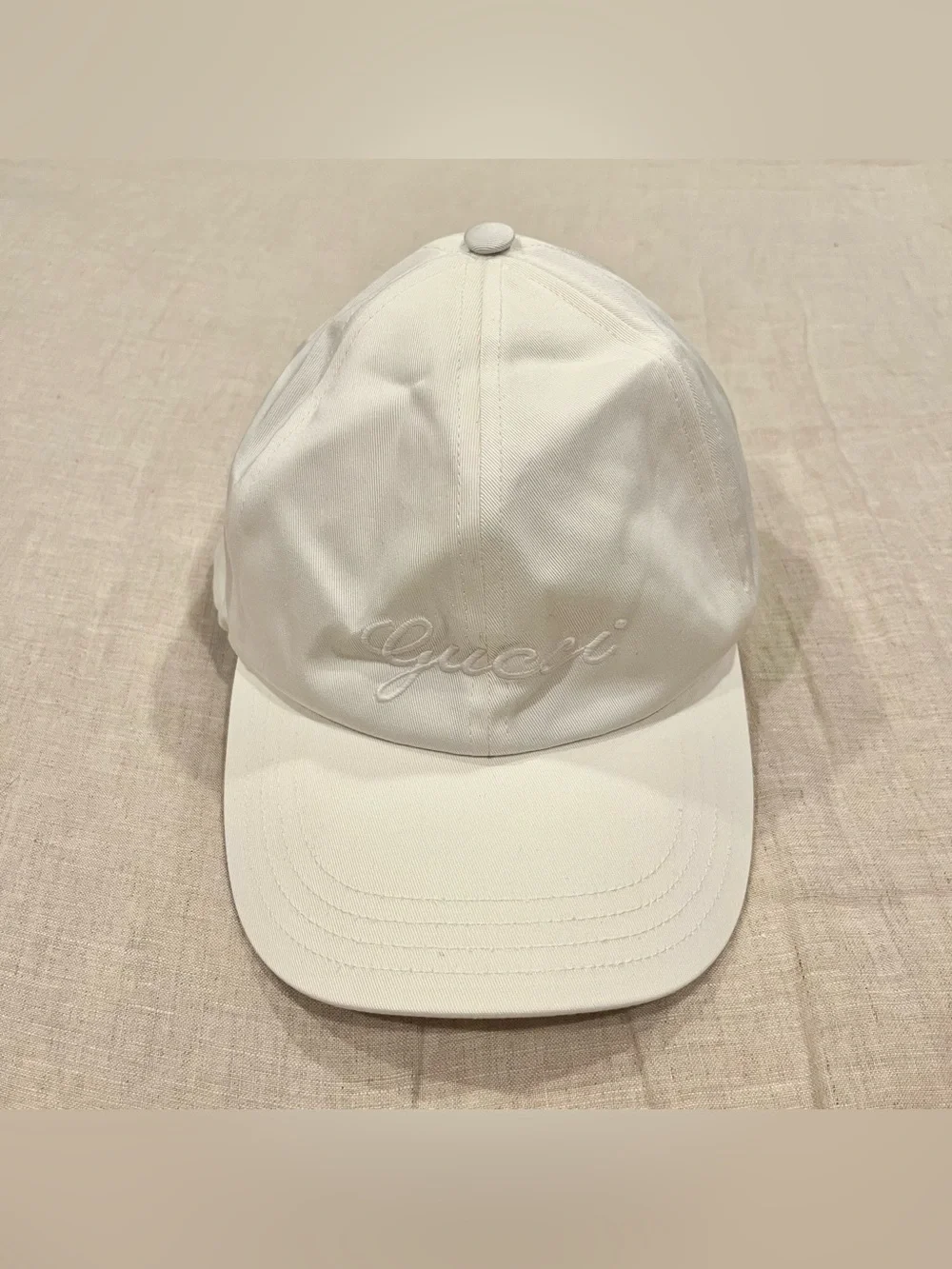 Gucci $590 Venice Embroidered Logo Baseball Cap